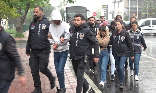 Kendilerini avukat olarak tanıtıp sahte icra belgesi gönderdiler! Milyonluk vurgun yapan 17 kişilik çete çökertildi