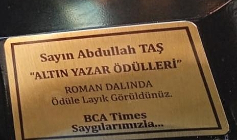 Yılın Roman Yazarı Altın Yazar Ödüllerine Damga Vurdu