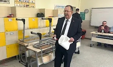 YSK Başkanı: Adayların üzerini çizmeyin