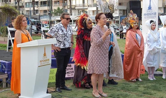 3. İzmir Şiir Hatları buluşması başladı