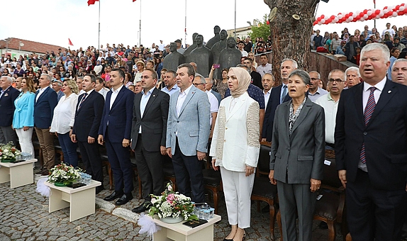 87. Uluslararası Bergama Kermes Festivali başladı: Ata’nın mirasına görkemli açılış!