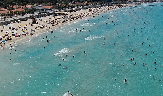 Herkes oraya gidiyor… Çeşme’nin nüfusu 1 milyonu aştı!