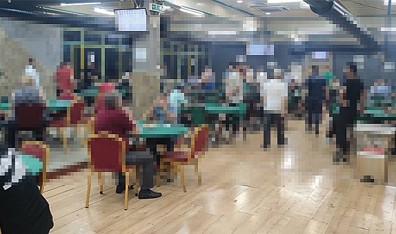 İzmir’de kumarhane baskını: 198 bin 695 lira idari para cezası uygulandı