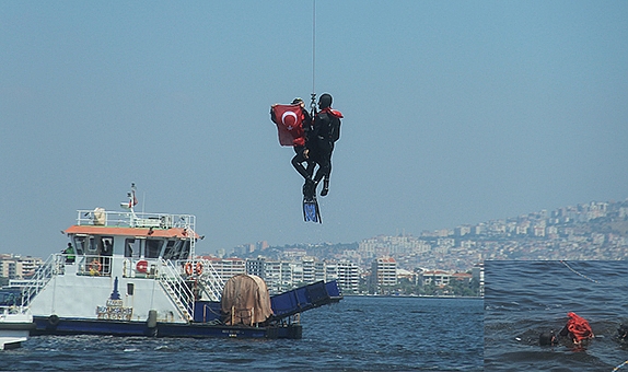 İzmir Körfezi’nde Dünya Çevre Günü temizliği yapıldı