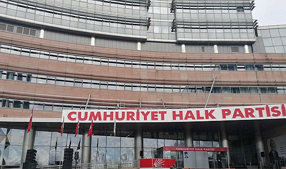 Kılıçdaroğlu, tüm danışmanlarını görevden aldı