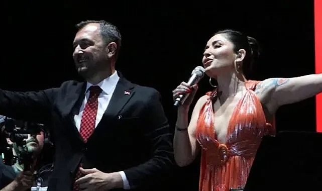 Melek Mosso konseri yüzünden linç edilen AK Parti’li belediye başkanı Cüneyt Yüksel’den istifa kararı