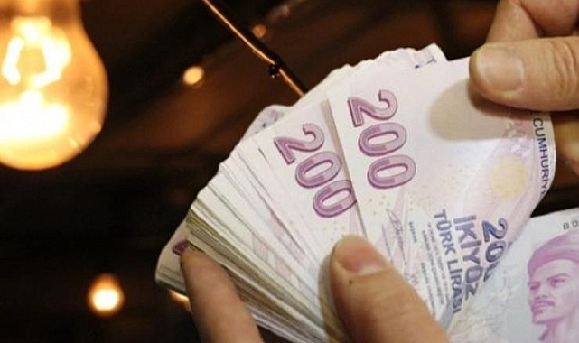 Ekonomik kriz derinleşiyor, elektriğe dev zam yolda!