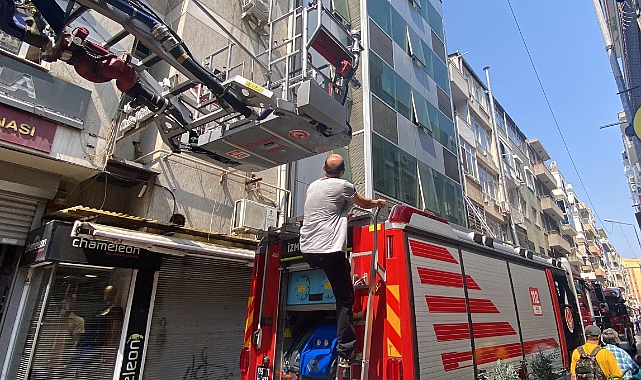 İzmir’de otelde yangın çıktı! Dumandan etkilenenler hastaneye kaldırıldı