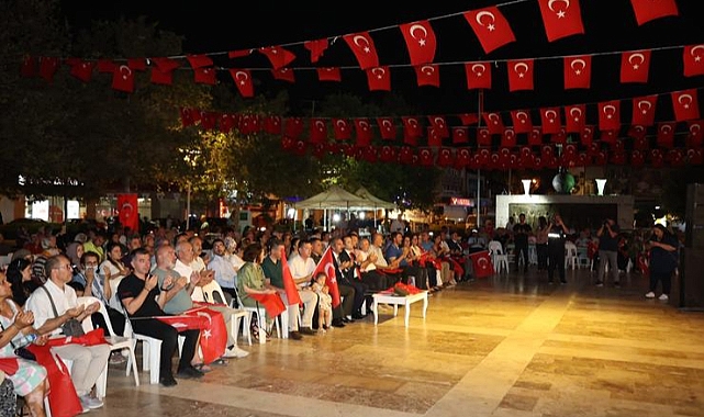 Urla’da ‘15 Temmuz Demokrasi ve Milli Birlik Günü’ etkinliği