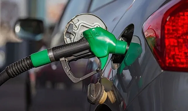 Bu gece akaryakıta bir zam daha! Benzine zam var mı? Motorin fiyatı artacak mı?