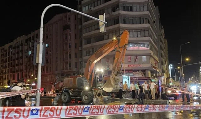İzmir'de ana su borusu patladı!