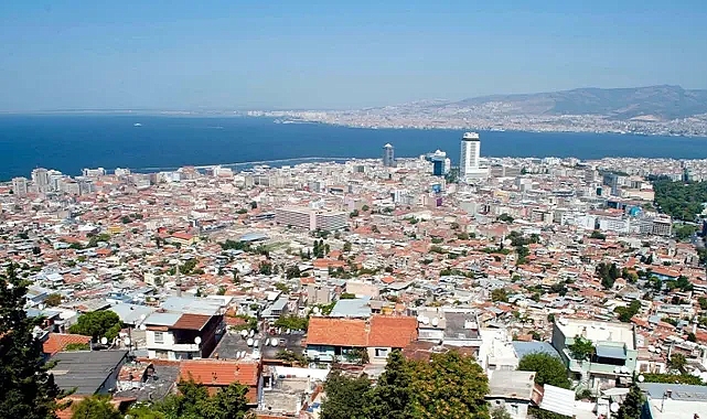 İzmir'de yapı uyarısı....'İzmir metropolünün yeni inşaatları taşıyacak gücü yok'