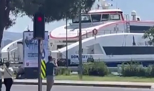 İzmir'de yolcu gemisi kıyıya çarptı! Korku dolu anlar kamerada..