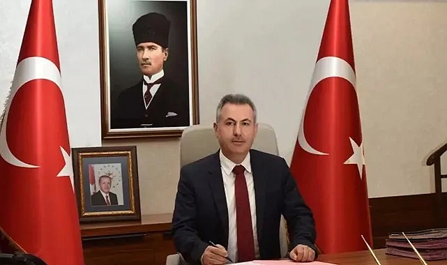 İzmir Valisi Süleyman Elban, görevine başladı