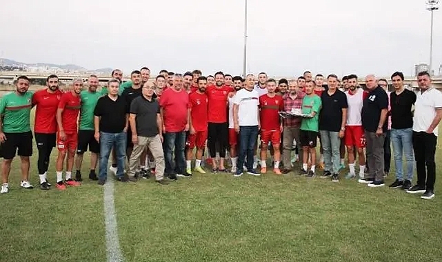 Karşıyaka’da büyük değişim! 21 oyuncu gitti