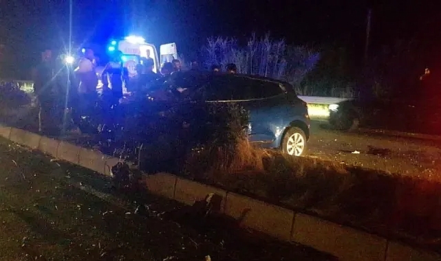 Ortalık savaş alanına döndü... Feci kazada 2 ölü!