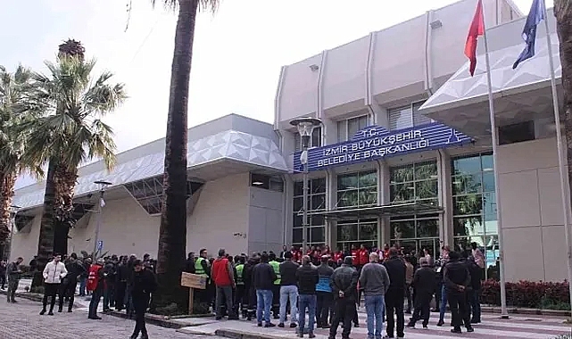 Büyükşehir çalışanlarından "kadro" eylemi