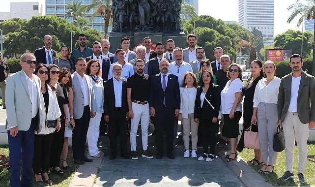 CHP İzmir’de görev dağılımları tamamlandı! Kim, hangi göreve geldi?