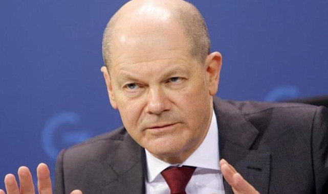 Koşarken düşen Almanya Başbakanı Scholz yaralandı
