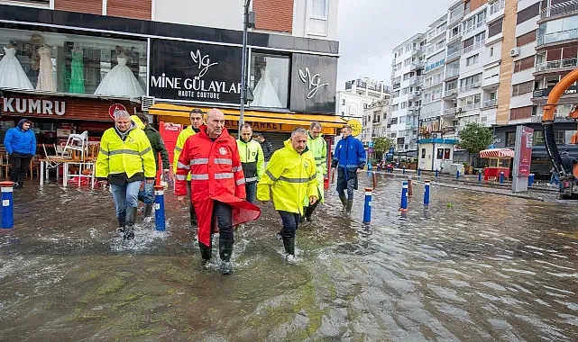Başkan Soyer, deniz kabarmasının tsunami etkisi yarattığı Kordon’da