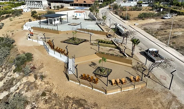 Çeşme'ye müjdeli haber! Çiftlikköy'e yeni sahil düzenlemesi ve güneşlenme terasları...