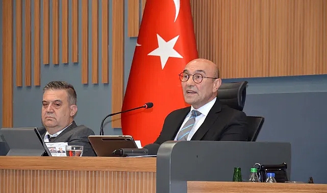 Soyer’den adaylık söylemlerine Meclis’te yanıt: Biz kimsenin iki dudağının arasında değiliz!