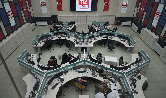 112'ye gelen çağrılar pes dedirtti: "Alkollü vatandaş mezarlıktan arayarak "Etrafımda bir sürü ölü var"