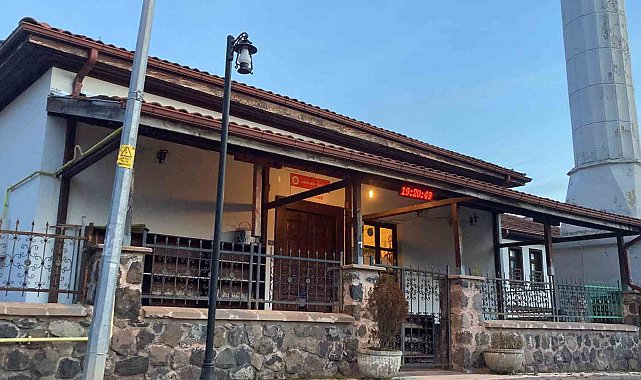 1944 Çerkeş depreminin ardından inşa edilen camii kendine hayran bırakıyor