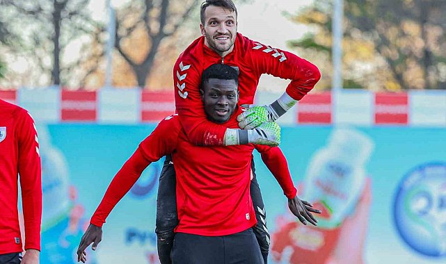 2 dönem transfer yasağı alan Samsunspor, kiralık 15 oyuncusunu kadroya çağırabilir