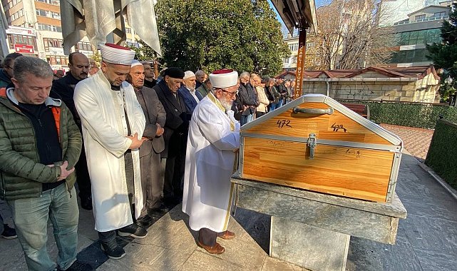 50 yıl boyunca gönüllü olarak hafızlık yaptığı camiden son yolculuğuna uğurlandı