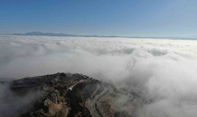 600 bin nüfuslu kent sis denizinde kayboldu