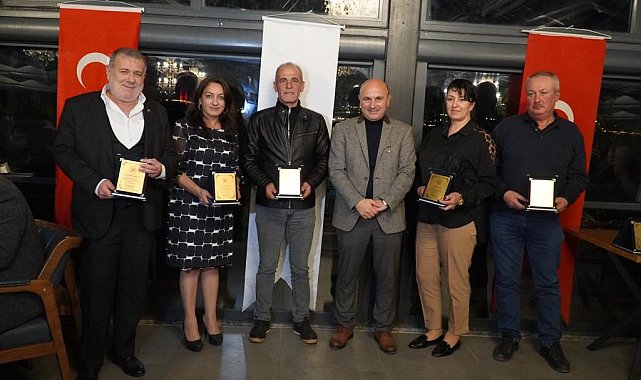 Altınova Belediyesi'nden emekli personele vefa gecesi