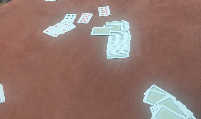 Amasya'da polisten kıraathaneye kumar baskını: 5 kişiye ceza kesildi