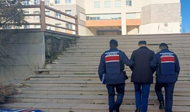 Ankara'da göçmen kaçakçısı suçüstü yakalandı