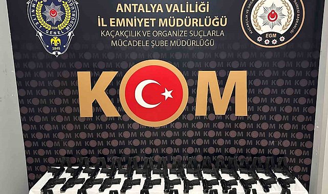 Antalya'da 49 adet ruhsatsız tabanca ele geçirildi