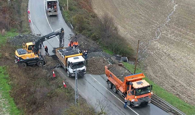 Arnavutköy'de yol çöktü