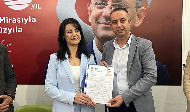 Ayşegül Demir CHP Menderes Belediye Başkanı Aday Adaylığı başvurusunu yaptı.