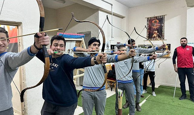 Bağımlılıkla mücadeleye ok atarak dikkat çektiler