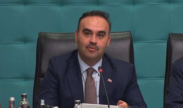 Bakan Kacır: "Bin 200'e yakın denetçimizle sanayimizin kaliteli, güvenli ve rekabetçi üretimini tesis ediyoruz"