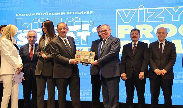 Bakan Özhaseki: "Ülkemiz iki dezavantaja sahip, ikisi de yerin altında; terör ve deprem"