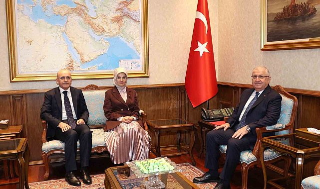 Bakanlardan Milli Savunma Bakanı Güler'e taziye ziyareti