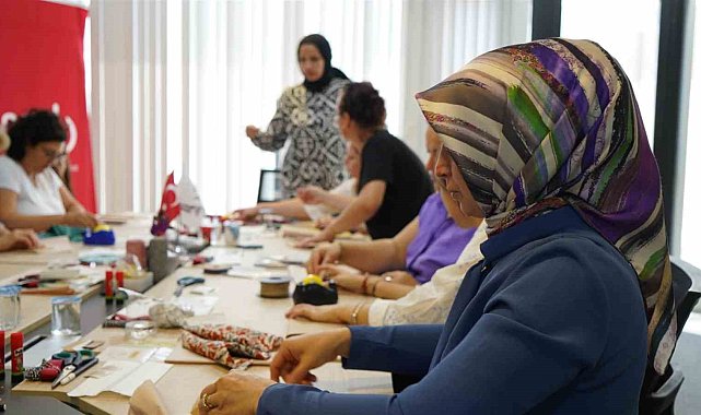 Balıkesir'de El Emeği Ürünleri fuarı