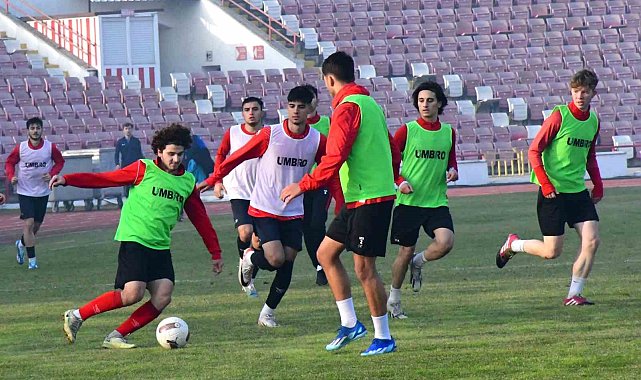 Balıkesirspor çalışmalarını aralıksız sürdürüyor