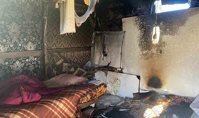 Baraka yangını ekipleri alarma geçirdi