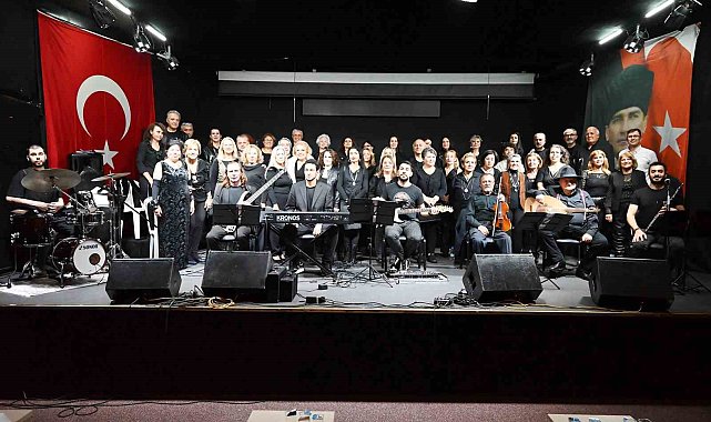 Barış Manço Kemer'de şarkılarıyla anıldı