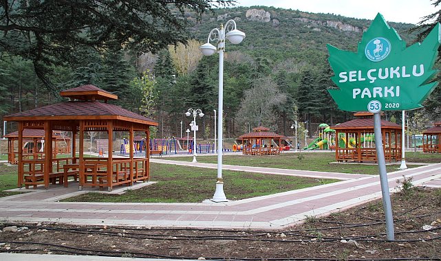 Başkan Akkaya: "Selçuklu Parkı Akşehirimize değer katıyor"