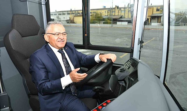 Başkan Büyükkılıç: "Yeni elektrikli otobüslerimiz görücüye çıkıyor"