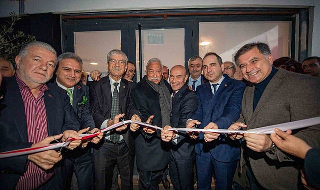 Başkan Soyer'e meclis üyeleri birliği ve sivil toplumdan destek