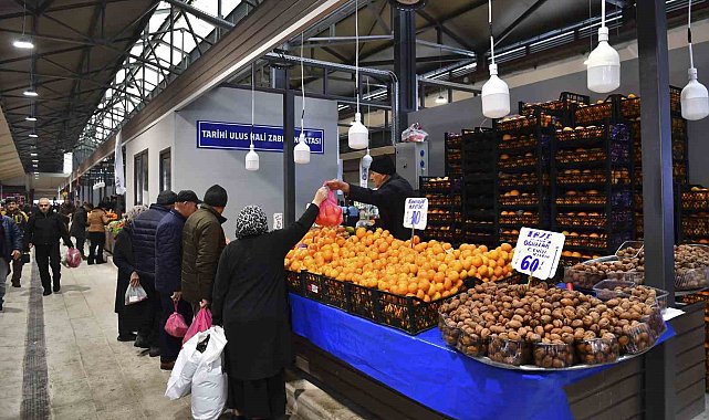 Başkentli esnaf ve vatandaştan yenilenen Ulus Hali'ne tam not