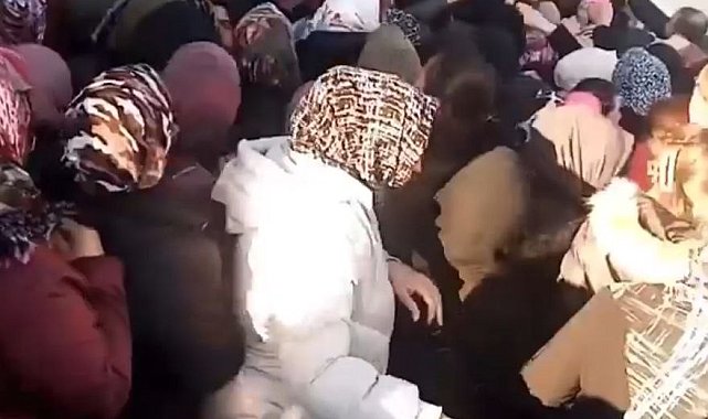 Başkentte bedava bardak izdihamı